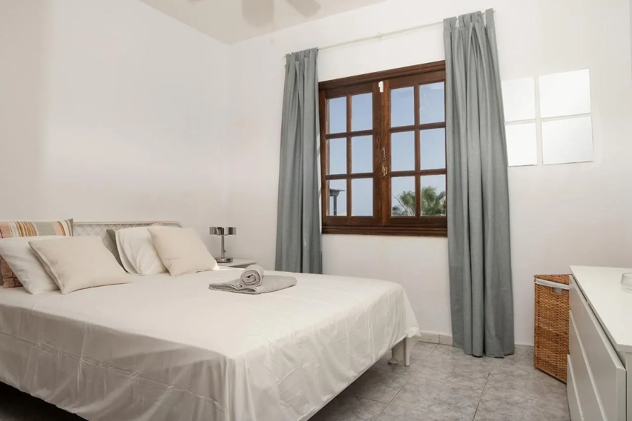 Casa Atlantida-Quiet House With Balcony And Fast Wifi Villa Costa Teguise Semesterbostad